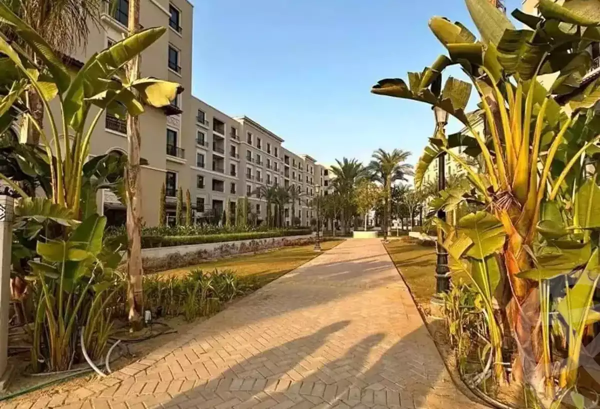 https://aqarmap.com.eg/ar/listing/6739862-for-sale-cairo-el-sheikh-zayed-city-compounds-kmbwnd-fyldj-wyst-dr-llttwyr