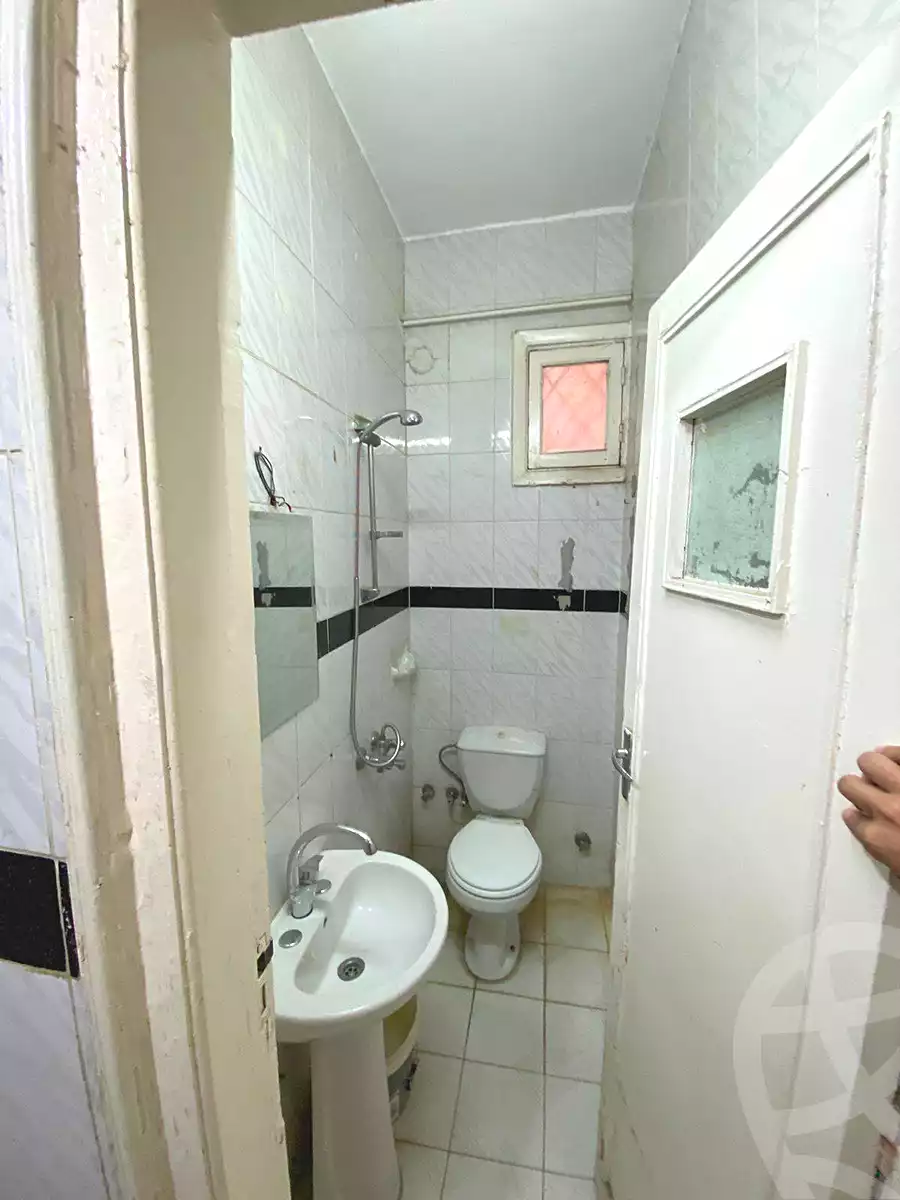 https://aqarmap.com.eg/ar/listing/6740012-for-sale-cairo-helwan-mohamed-ewais-st