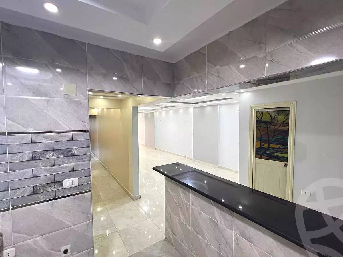 https://aqarmap.com.eg/ar/listing/6740213-for-rent-cairo-helwan-ahmed-enci-st