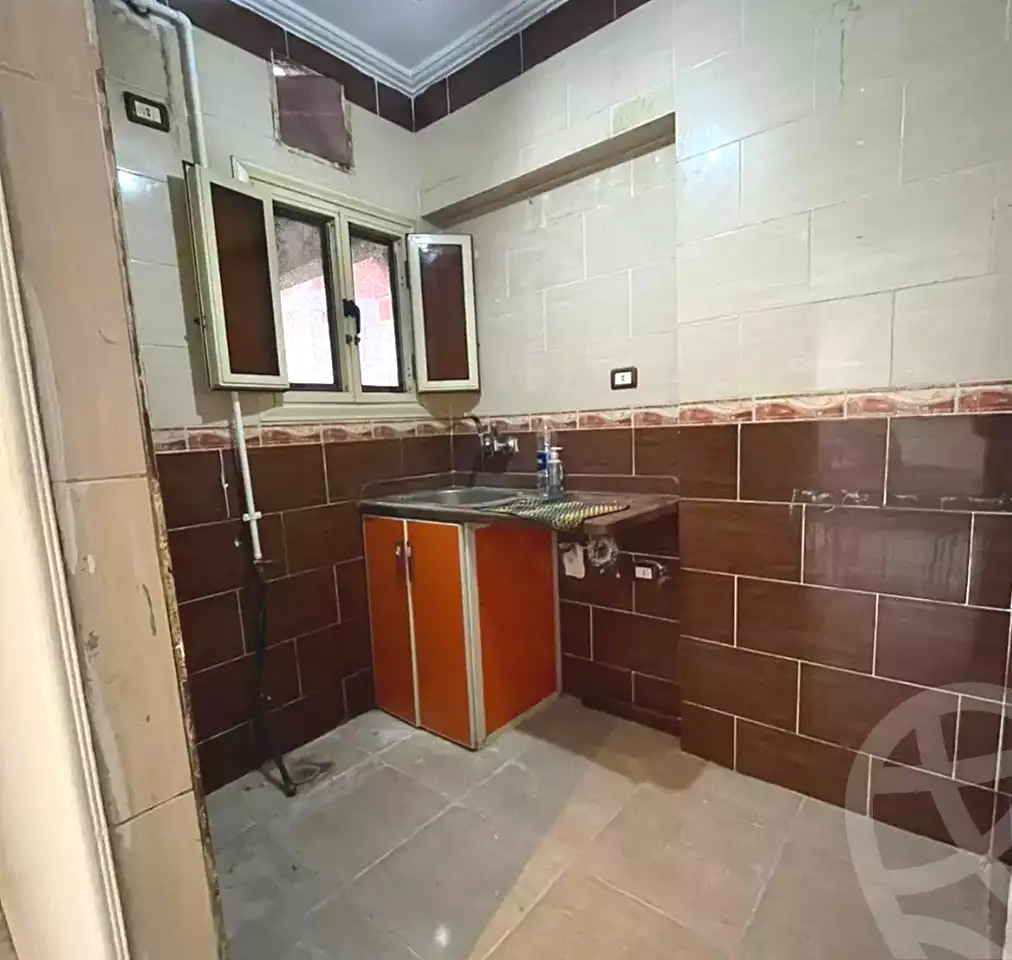 https://aqarmap.com.eg/en/listing/6740326-for-sale-alexandria-sydy-bshr-sydy-bshr-bhry-gamal-abd-el-nasir-st