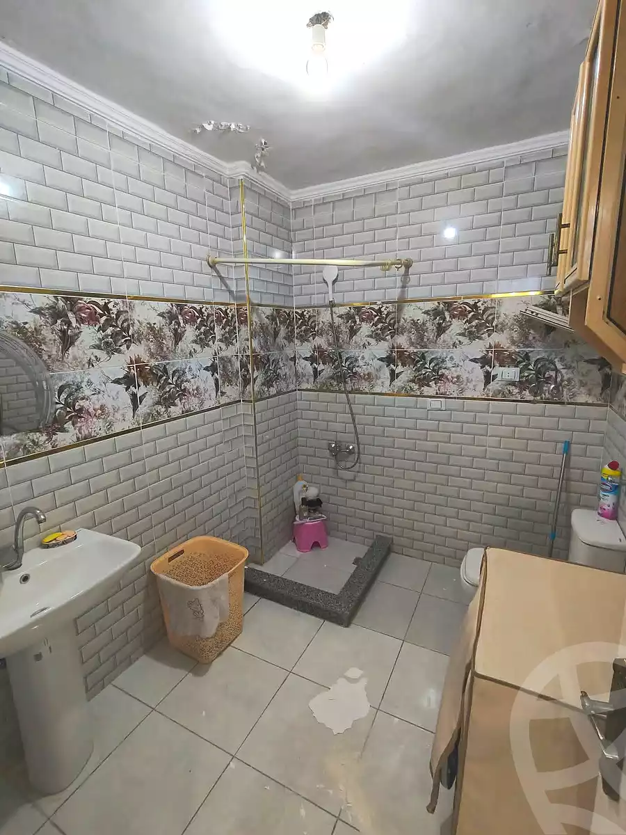 https://aqarmap.com.eg/en/listing/6741235-for-sale-alexandria-el-asafra-l-sfr-bhry-edrees-st