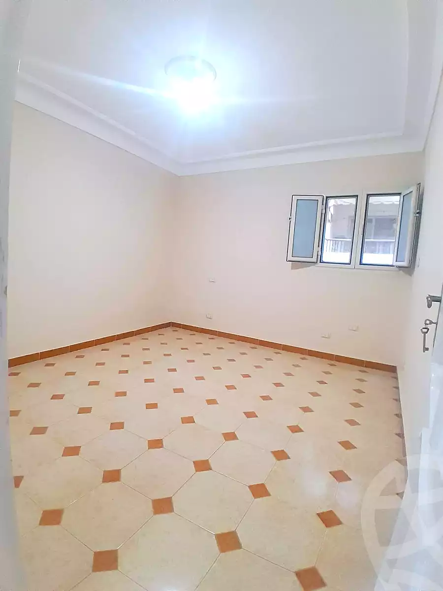 https://aqarmap.com.eg/ar/listing/6741423-for-sale-alexandria-el-asafra-l-sfr-bhry