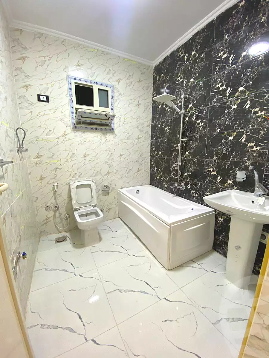 https://aqarmap.com.eg/en/listing/6742044-for-sale-cairo-elnozha-Streettt-27
