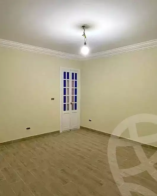 https://aqarmap.com.eg/ar/listing/6742372-for-rent-alexandria-alhadara-zahi-bayomi-st