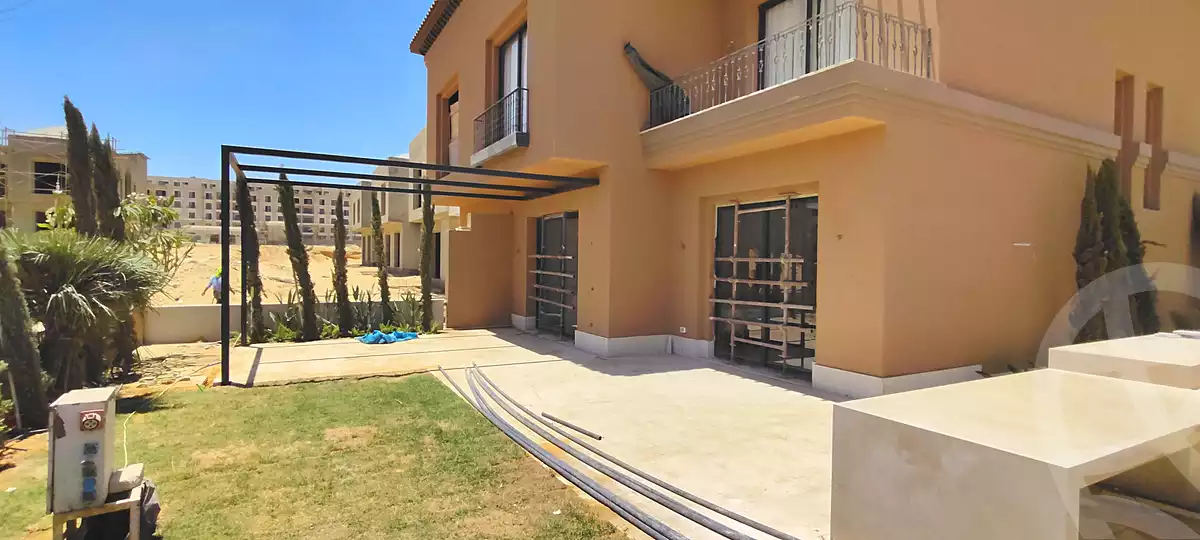 https://aqarmap.com.eg/ar/listing/6742760-for-sale-cairo-el-sheikh-zayed-city-compounds-kmbwnd-fyldj-wyst-dr-llttwyr