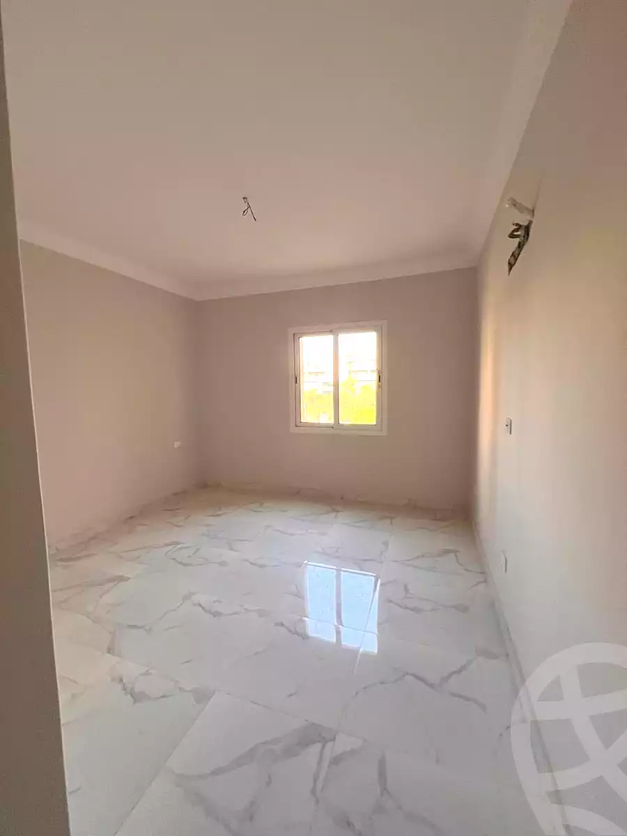 https://aqarmap.com.eg/ar/listing/6742807-for-rent-cairo-6th-of-october-compounds-october-plaza