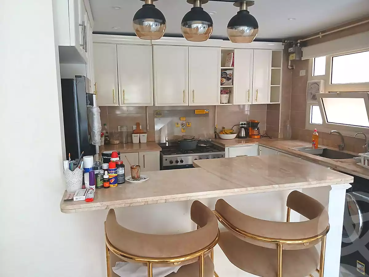 https://aqarmap.com.eg/ar/listing/6742826-for-sale-cairo-el-sheikh-zayed-city-compounds-el-khamayel