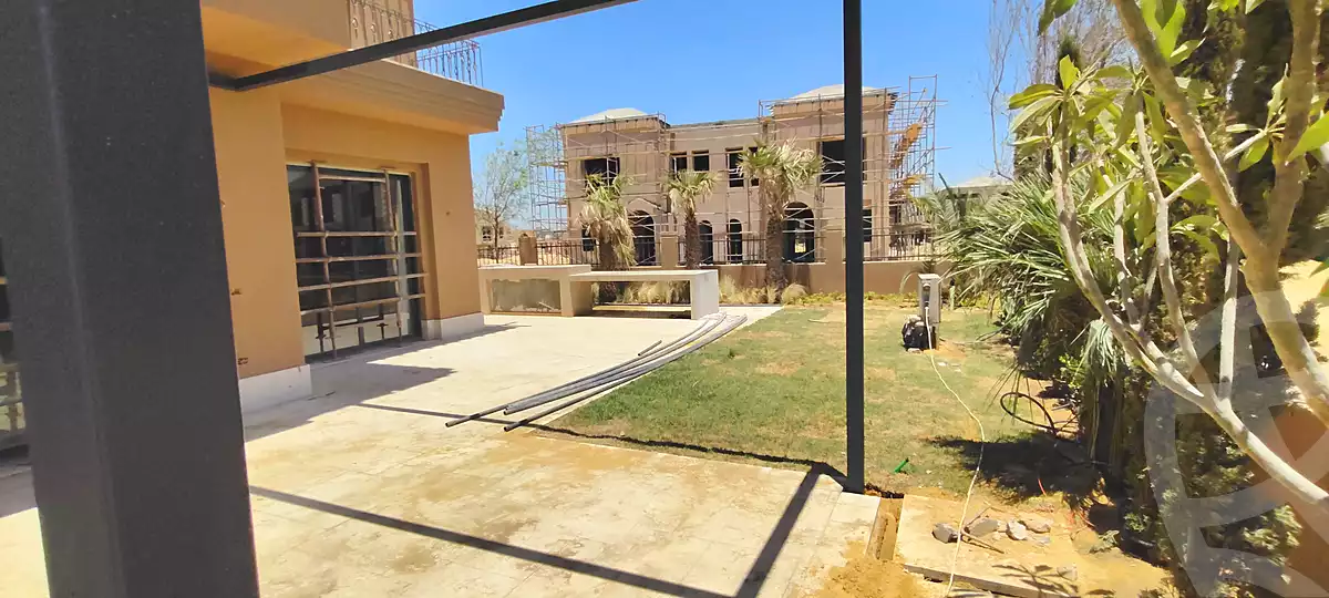 https://aqarmap.com.eg/ar/listing/6742993-for-sale-cairo-el-sheikh-zayed-city-compounds-kmbwnd-fyldj-wyst-dr-llttwyr