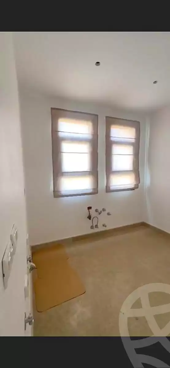 https://aqarmap.com.eg/ar/listing/6743176-for-sale-cairo-el-sheikh-zayed-city-compounds-kmbwnd-fyldj-wyst-dr-llttwyr