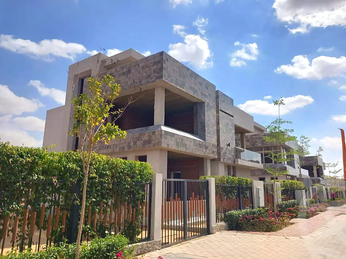 https://aqarmap.com.eg/ar/listing/6743380-for-sale-cairo-6th-of-october-hadaeq-october-kmbwnd-fy-hdyq-ktwbr-sun-capital