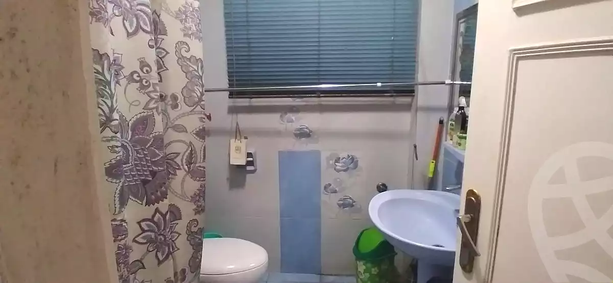 https://aqarmap.com.eg/en/listing/6743444-for-sale-alexandria-kafr-abdo-kafr-abdou-st