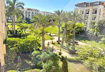 https://aqarmap.com.eg/en/listing/6743417-for-sale-cairo-el-sheikh-zayed-city-compounds-hadayek-el-mohandiseen