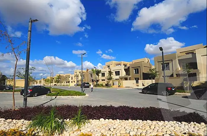 https://aqarmap.com.eg/ar/listing/6743853-for-sale-cairo-6th-of-october-compounds-palm-parks