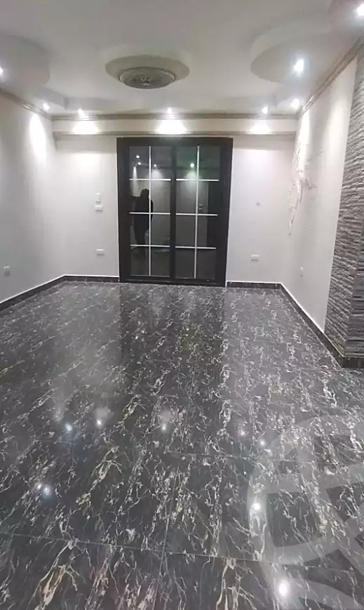 https://aqarmap.com.eg/en/listing/6744023-for-rent-alexandria-el-asafra-shr-mlk-hfny