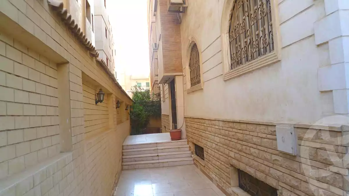 https://aqarmap.com.eg/ar/listing/6744666-for-sale-cairo-6th-of-october-el-ahyaa-neighborhood-3rd-al-hay-al-thalith-st