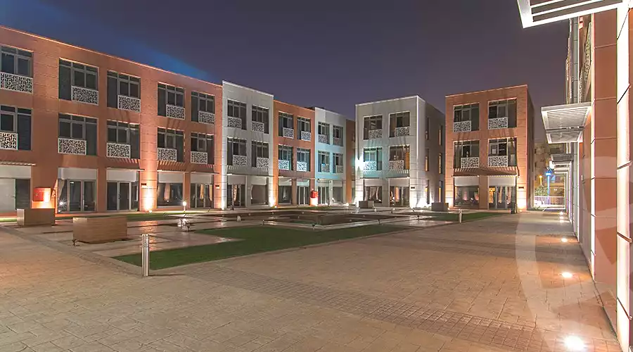 https://aqarmap.com.eg/ar/listing/6744834-for-rent-cairo-el-sheikh-zayed-city-compounds-the-courtyard-mall-dorra