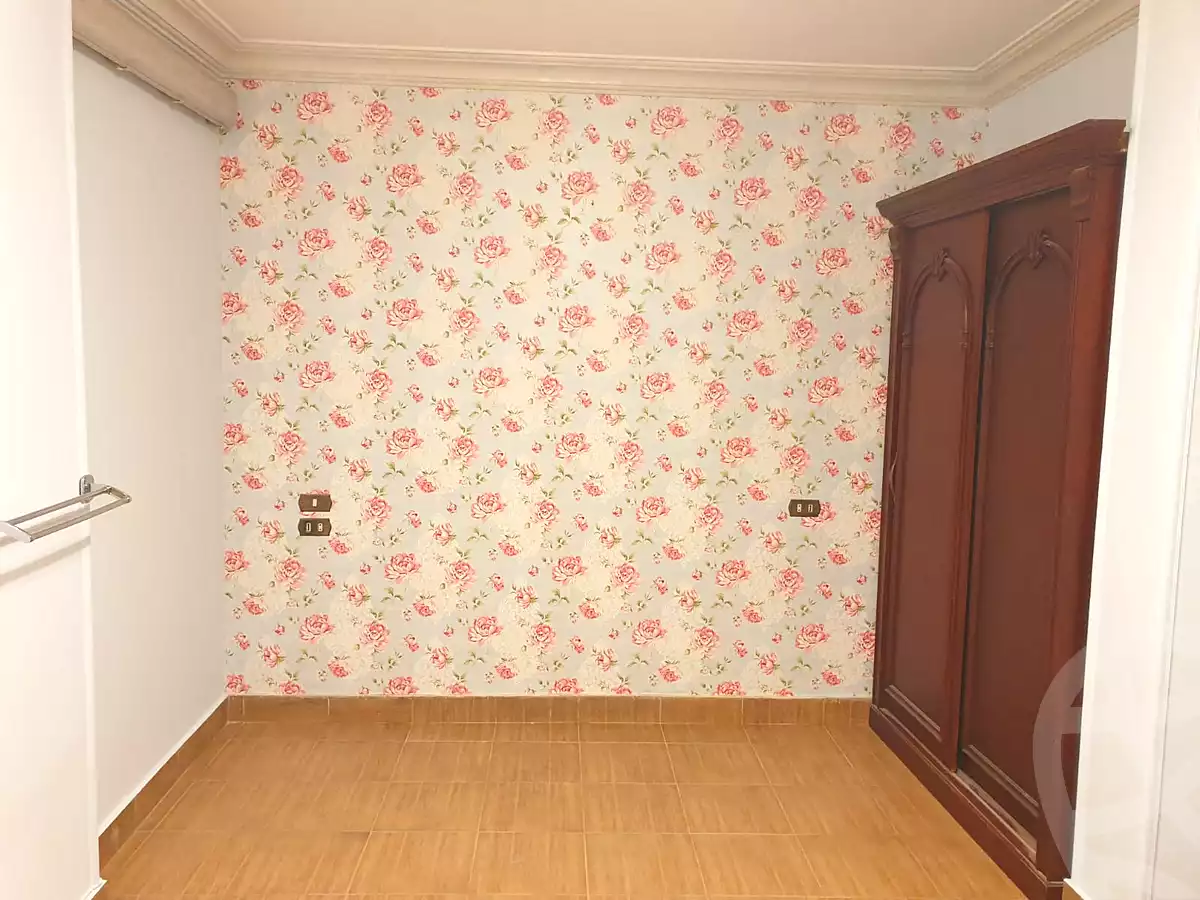 https://aqarmap.com.eg/ar/listing/6744874-for-sale-cairo-6th-of-october-el-ahyaa-neighborhood-2nd