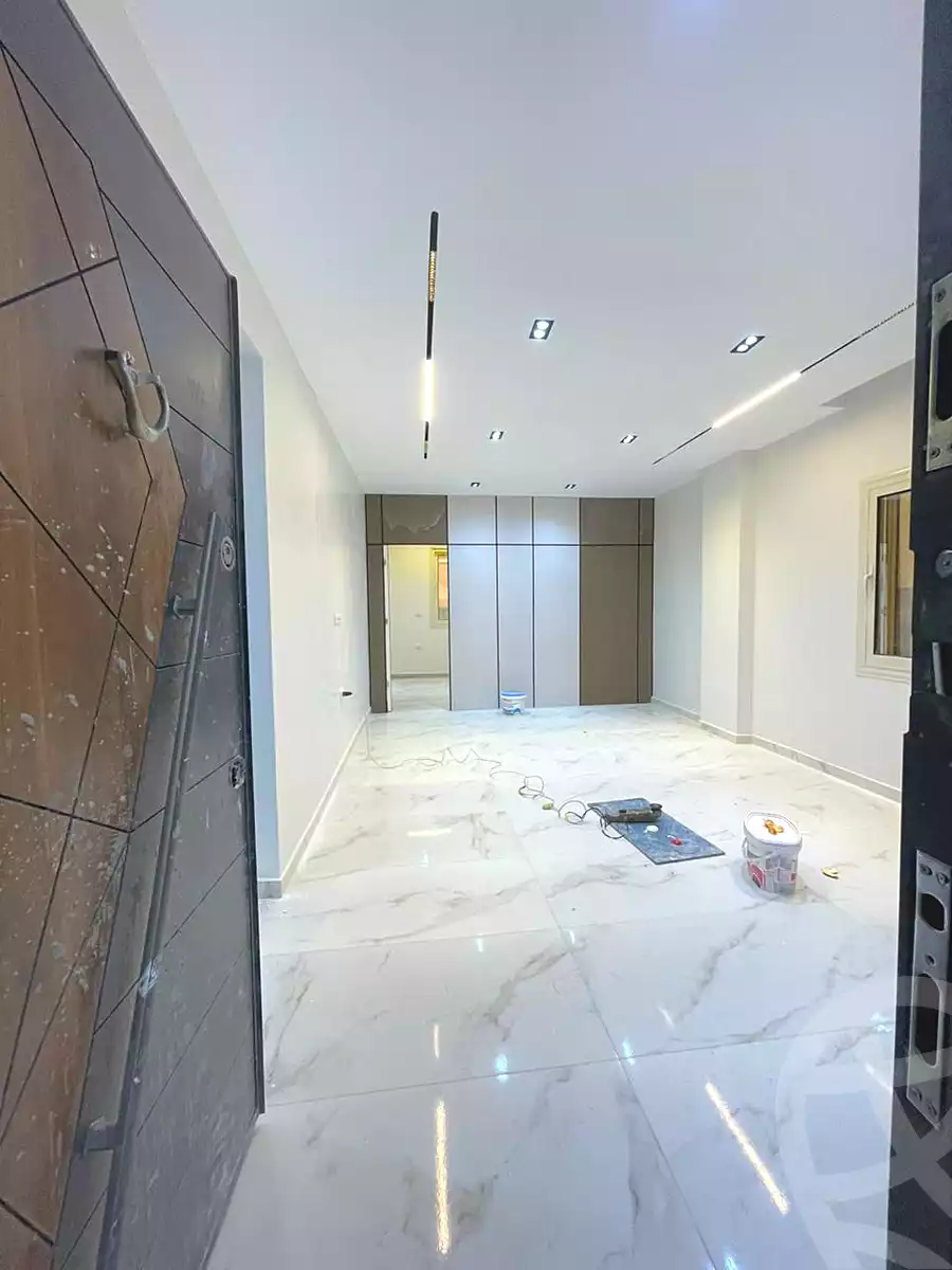 https://aqarmap.com.eg/ar/listing/6745215-for-sale-cairo-6th-of-october-el-ahyaa-neighborhood-3rd