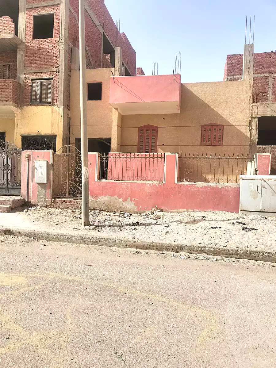https://aqarmap.com.eg/ar/listing/6745367-for-sale-sharqia-10th-of-ramadan-al-hay-al-thany-ashar