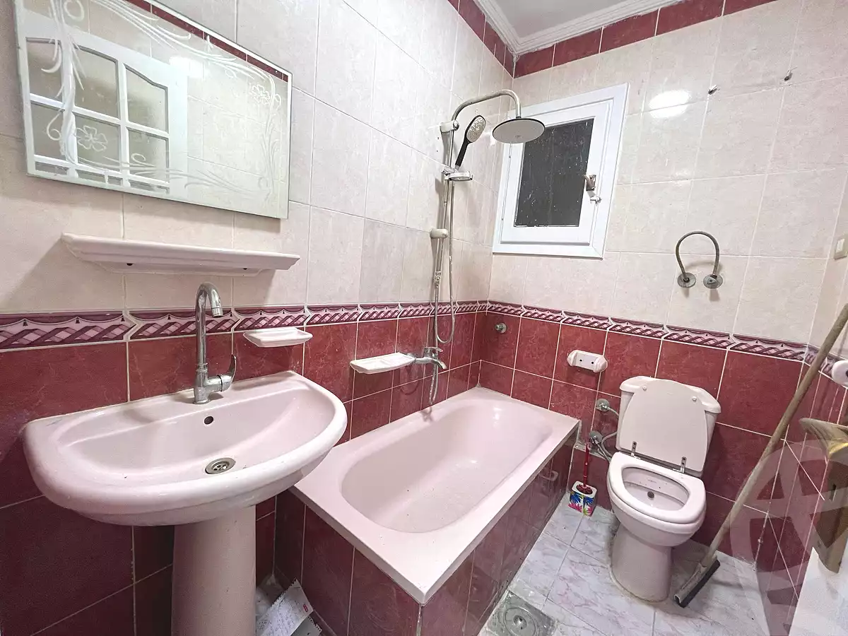 https://aqarmap.com.eg/ar/listing/6745750-for-sale-alexandria-el-asafra-shr-45