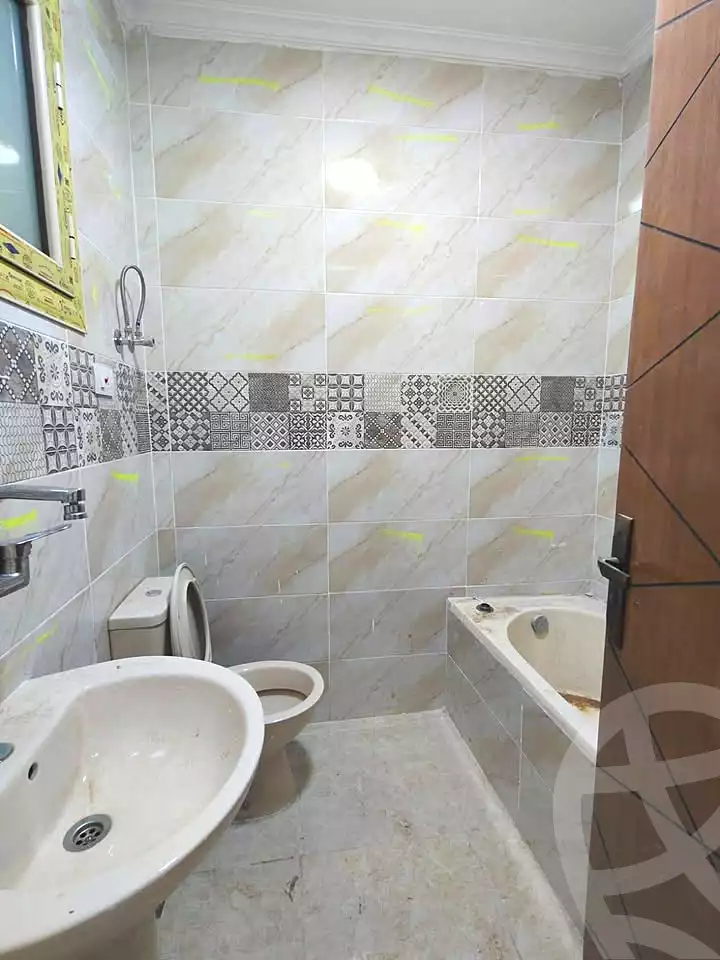 https://aqarmap.com.eg/en/listing/6745864-for-sale-alexandria-sydy-bshr-sydy-bshr-bhry-mansour-el-qady-st