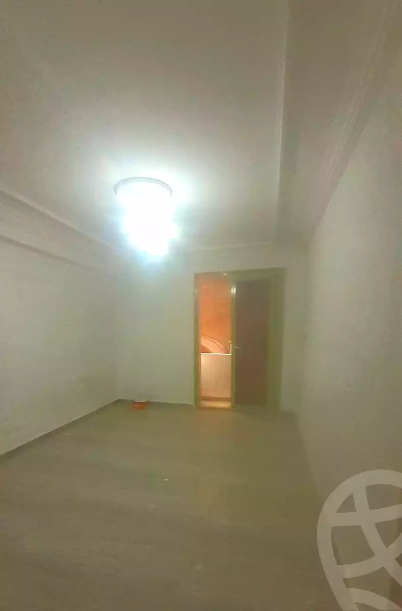https://aqarmap.com.eg/ar/listing/6745878-for-sale-alexandria-el-asafra-salman-el-farsi-st