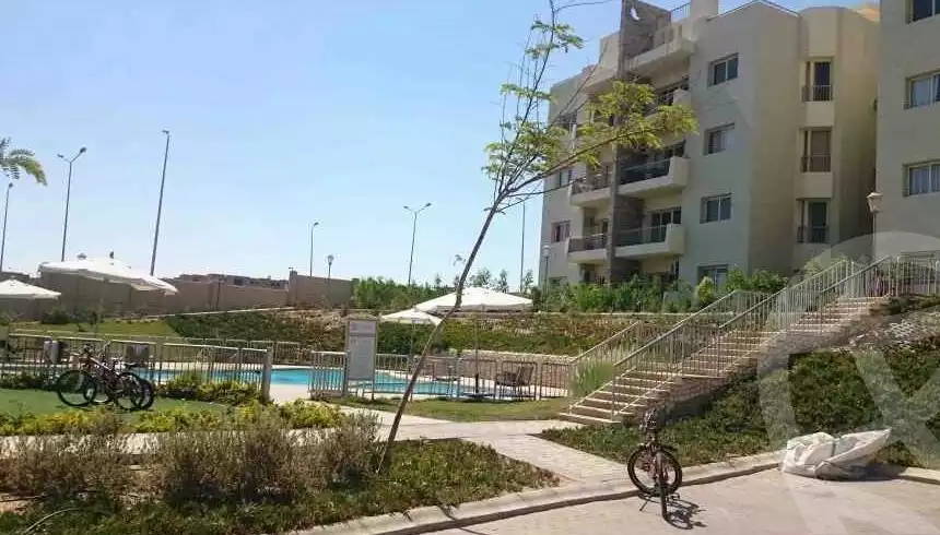 https://aqarmap.com.eg/ar/listing/6747357-for-sale-cairo-el-sheikh-zayed-city-compounds-dh-drys