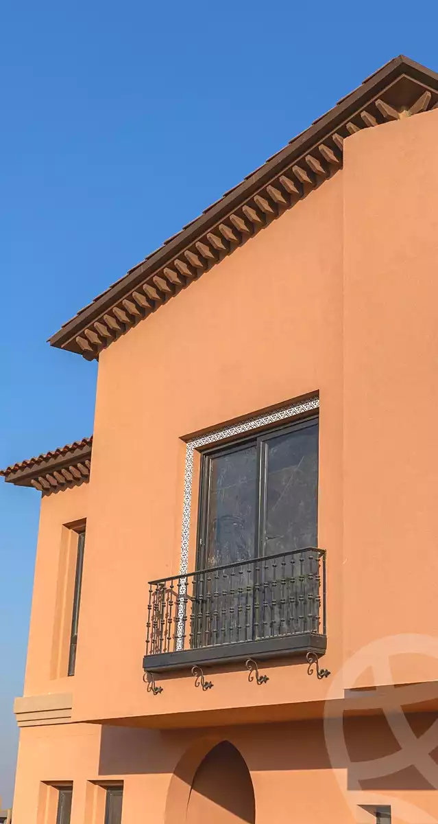 https://aqarmap.com.eg/ar/listing/6747637-for-sale-cairo-el-sheikh-zayed-city-compounds-kmbwnd-fyldj-wyst-dr-llttwyr