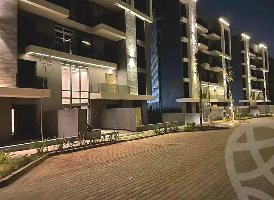 https://aqarmap.com.eg/ar/listing/6748003-for-sale-cairo-6th-of-october-hadaeq-october-kmbwnd-fy-hdyq-ktwbr-sun-capital