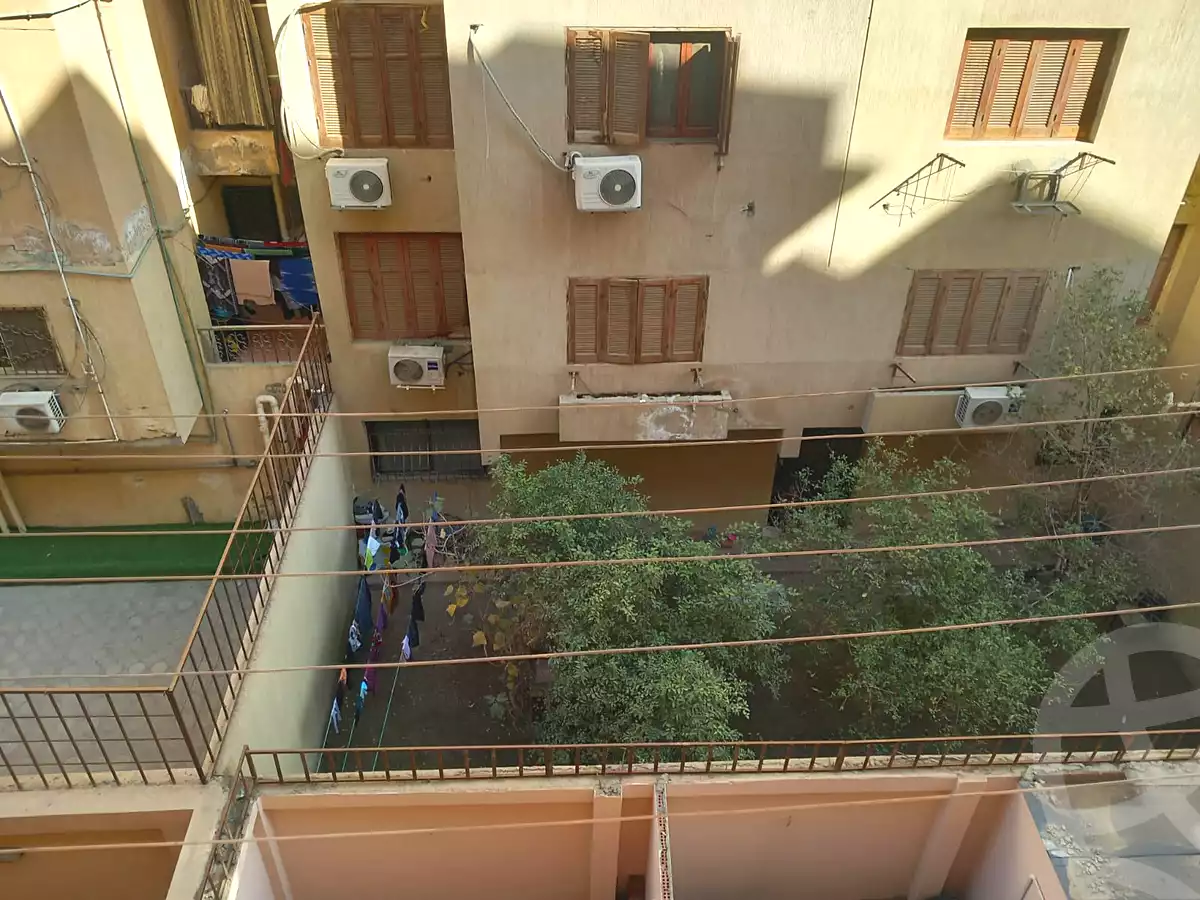 https://aqarmap.com.eg/ar/listing/6749387-for-sale-cairo-6th-of-october-el-ahyaa-neighborhood-2nd-divided-from-al-kafrawei-st
