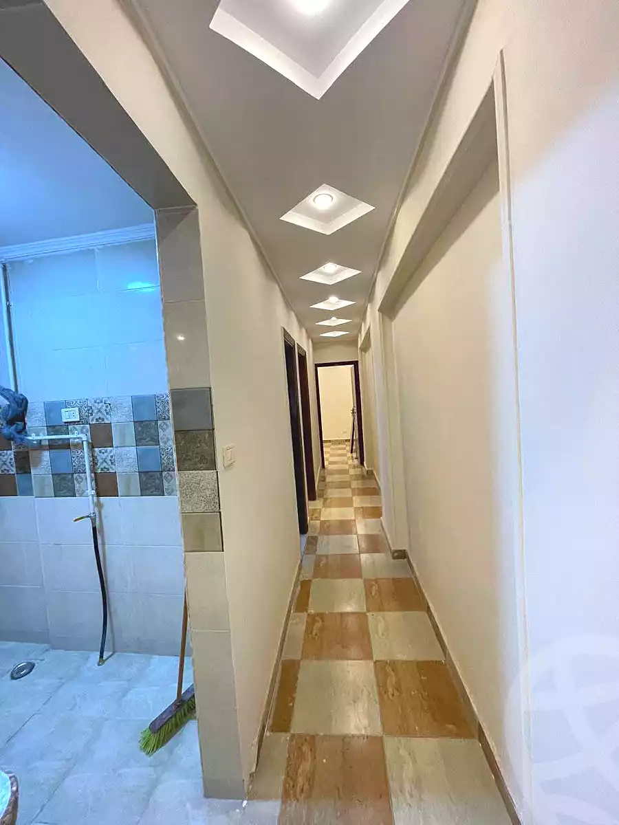 https://aqarmap.com.eg/ar/listing/6749831-for-sale-alexandria-el-asafra-shr-45