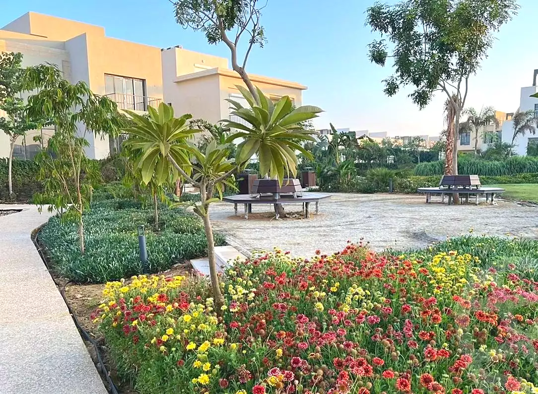 https://aqarmap.com.eg/ar/listing/6749843-for-sale-cairo-6th-of-october-hadaeq-october-kmbwnd-fy-hdyq-ktwbr-o-west-tulwa-o-west