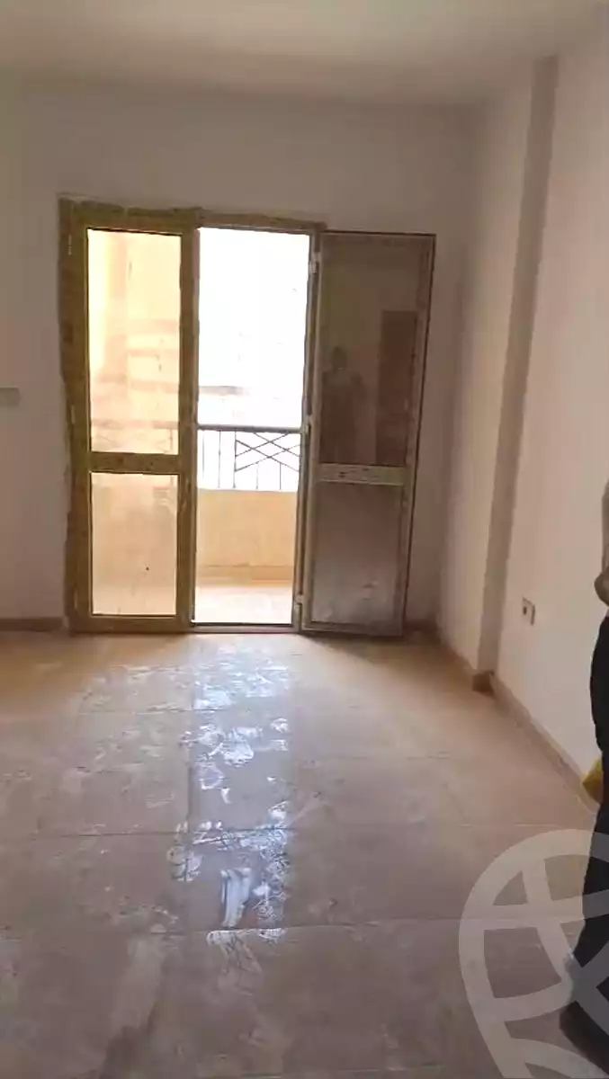 https://aqarmap.com.eg/ar/listing/6751035-for-sale-cairo-6th-of-october-hadaeq-october-kmbwnd-fy-hdyq-ktwbr-valley-towers