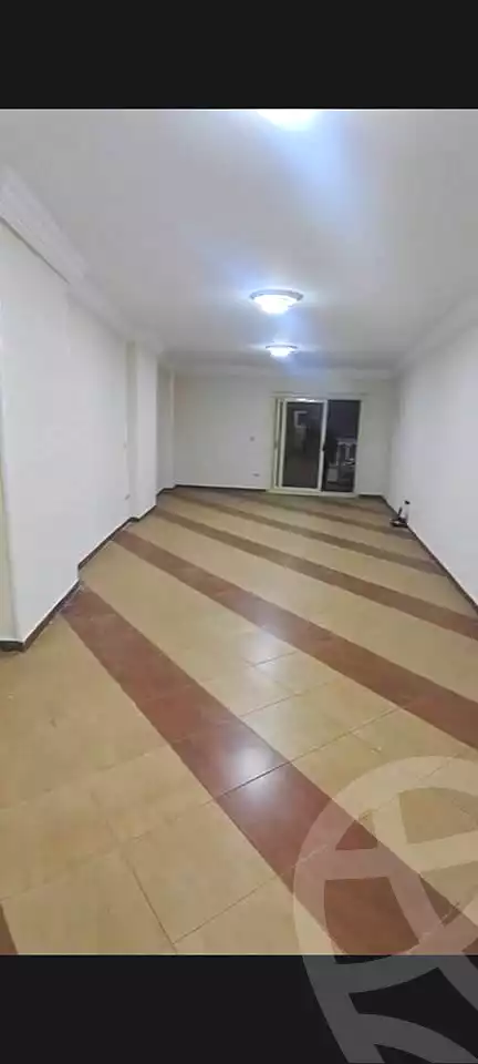 https://aqarmap.com.eg/ar/listing/6751966-for-rent-alexandria-sydy-bshr-sydy-bshr-bhry-shr-mhmwd-l-yswy