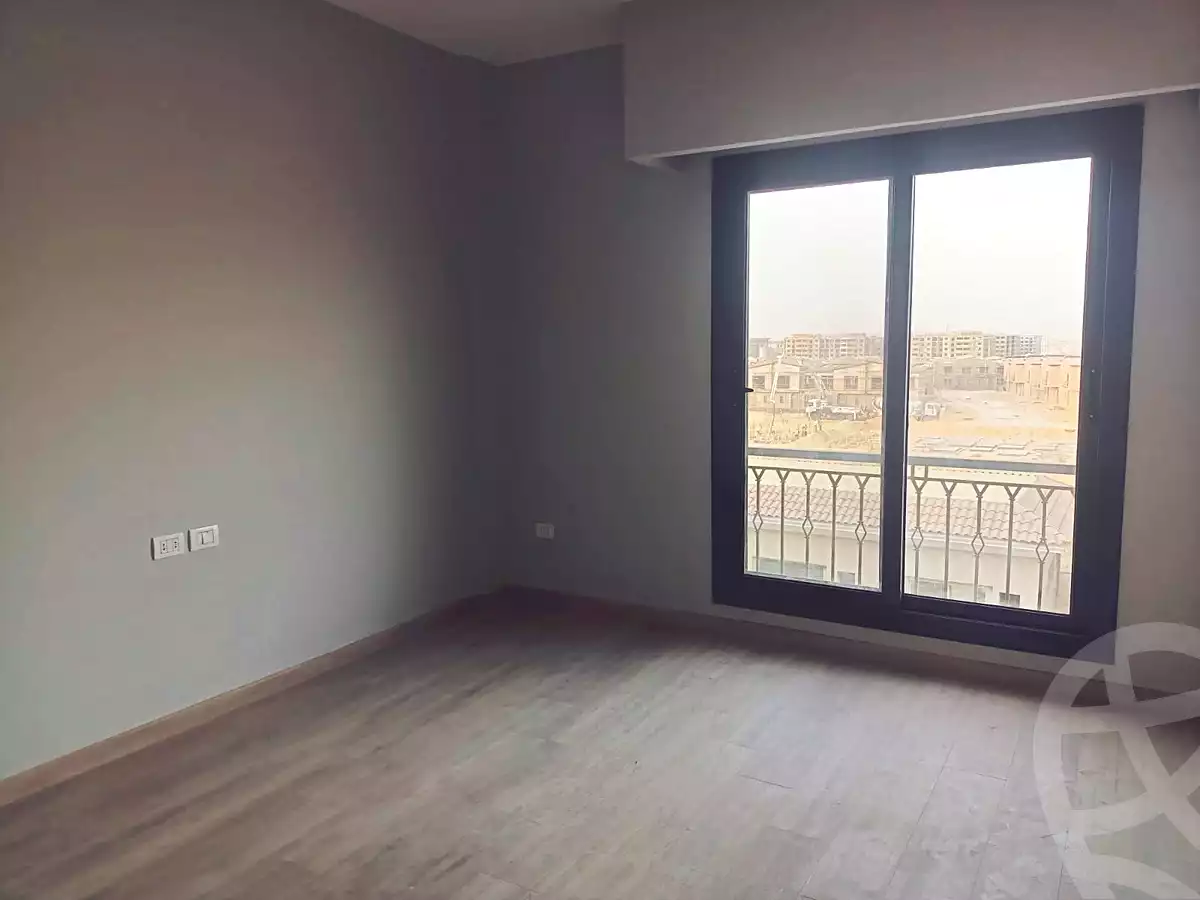 https://aqarmap.com.eg/ar/listing/6751975-for-rent-cairo-el-sheikh-zayed-city-compounds-kmbwnd-fyldj-wyst-dr-llttwyr