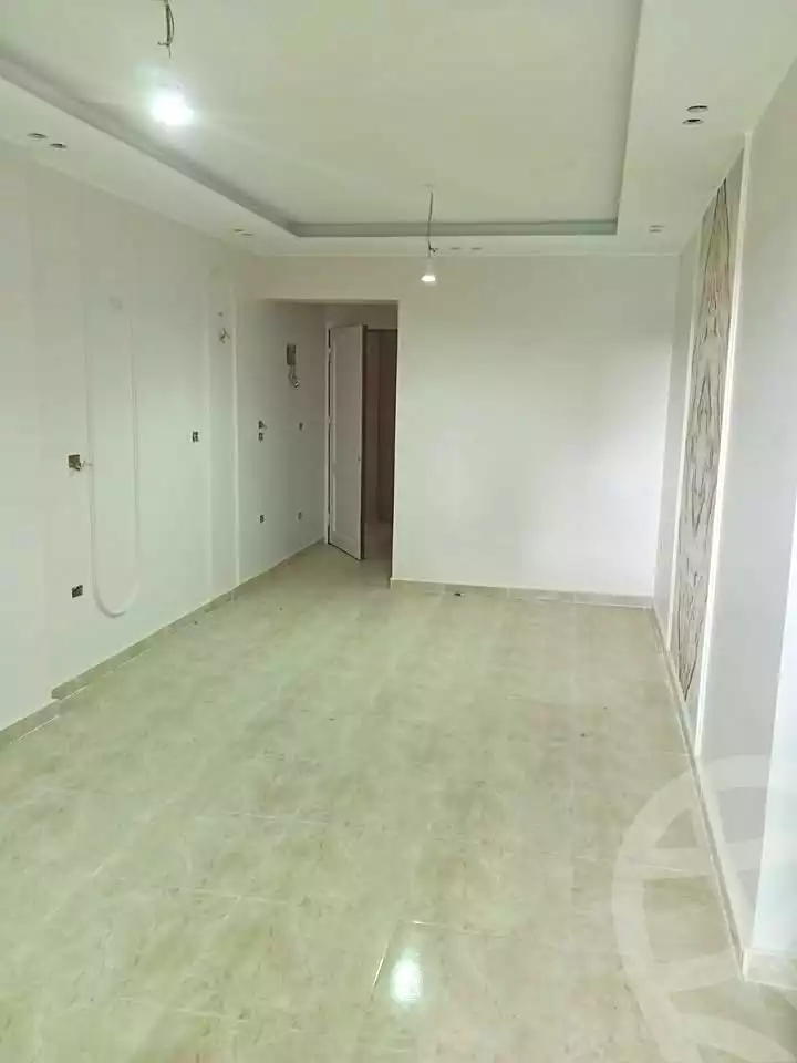 https://aqarmap.com.eg/ar/listing/6752096-for-sale-alexandria-new-miami-compounds-new-miami-doctors-city