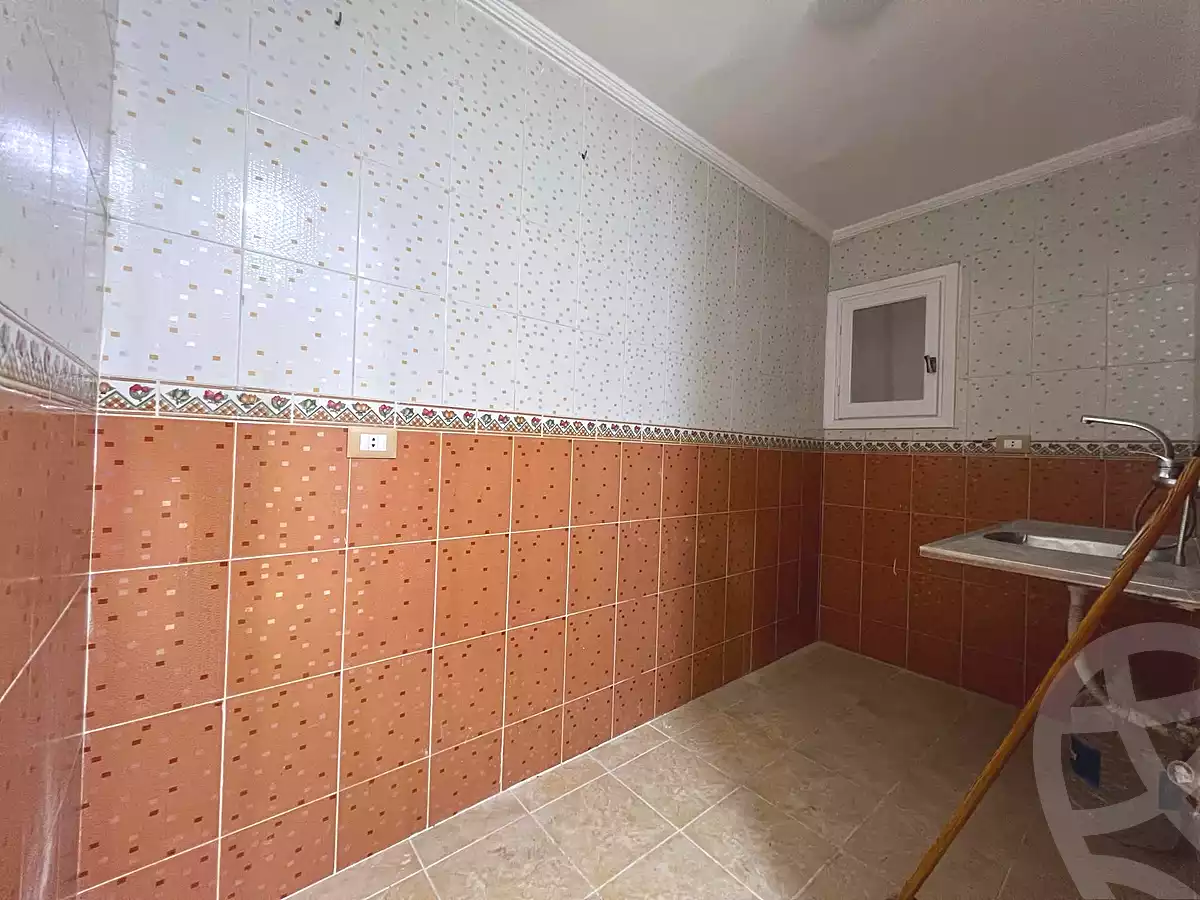 https://aqarmap.com.eg/ar/listing/6752787-for-sale-alexandria-el-asafra-shr-45