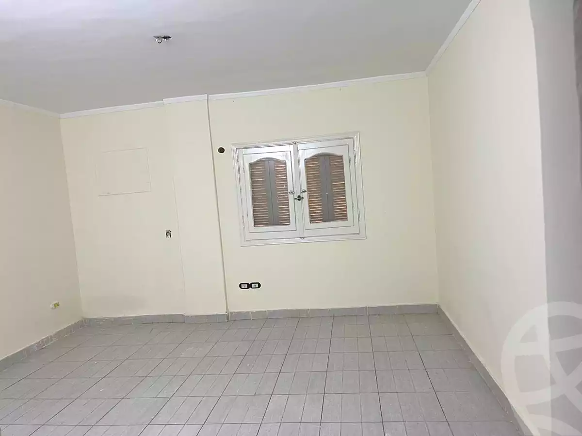 https://aqarmap.com.eg/ar/listing/6752807-for-rent-cairo-6th-of-october-el-ahyaa-neighborhood-4th
