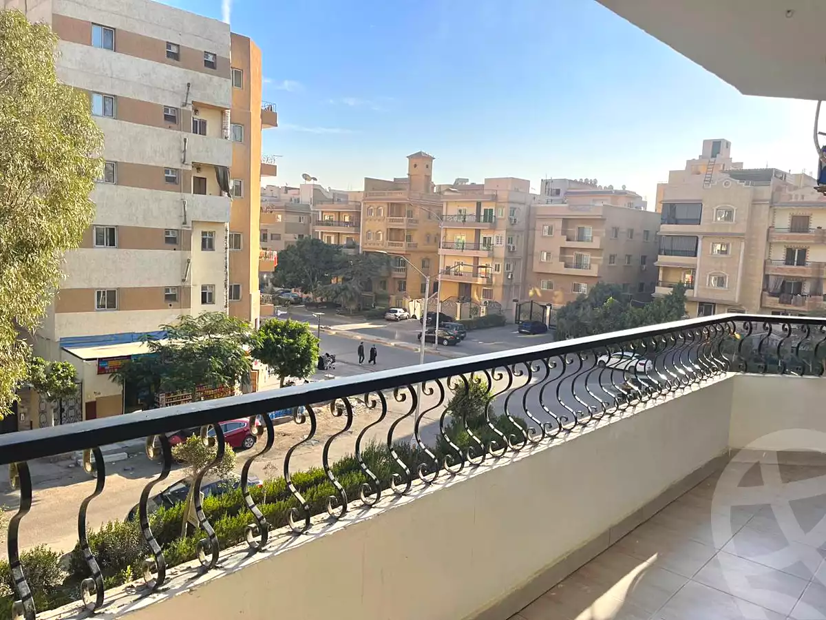 https://aqarmap.com.eg/ar/listing/6752807-for-rent-cairo-6th-of-october-el-ahyaa-neighborhood-4th