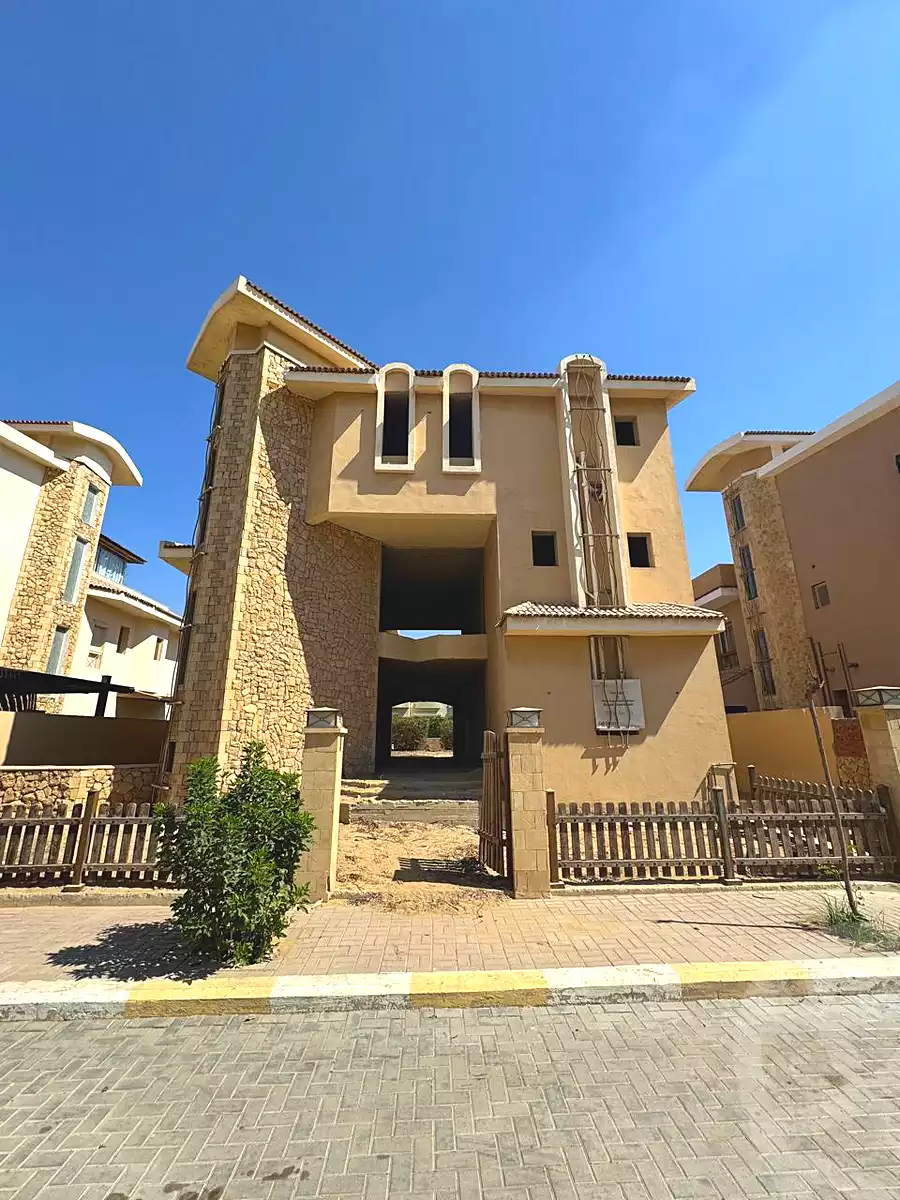 https://aqarmap.com.eg/ar/listing/6752802-for-sale-cairo-new-cairo-compounds-river-walk
