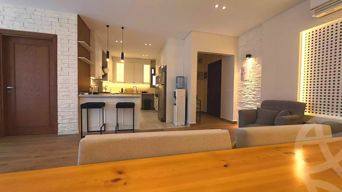 https://aqarmap.com.eg/ar/listing/6752932-for-rent-cairo-6th-of-october-compounds-ywn-kwrt-yrd-mrkz