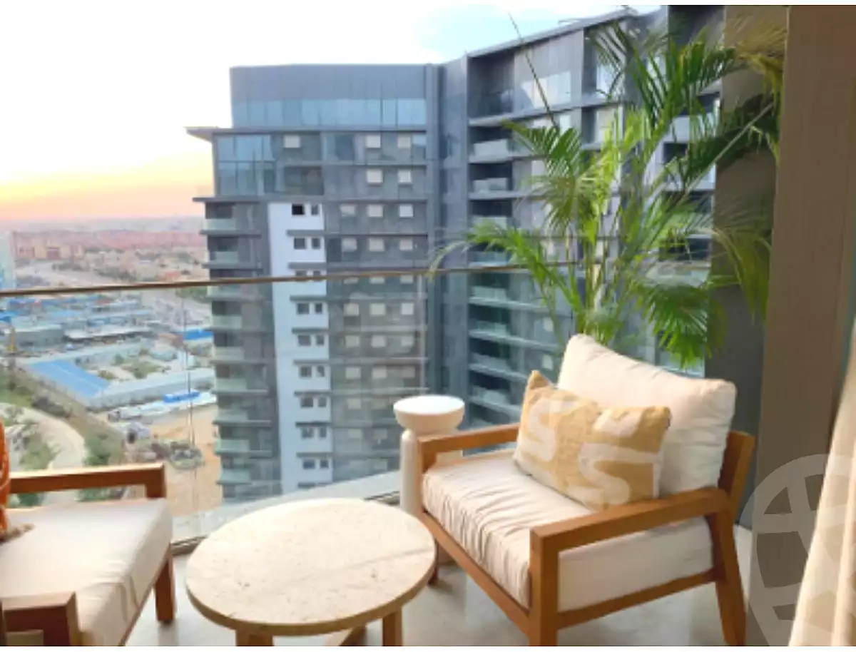 https://aqarmap.com.eg/ar/listing/6753788-for-sale-cairo-el-sheikh-zayed-city-compounds-zyd-wr-llttwyr-z-tower