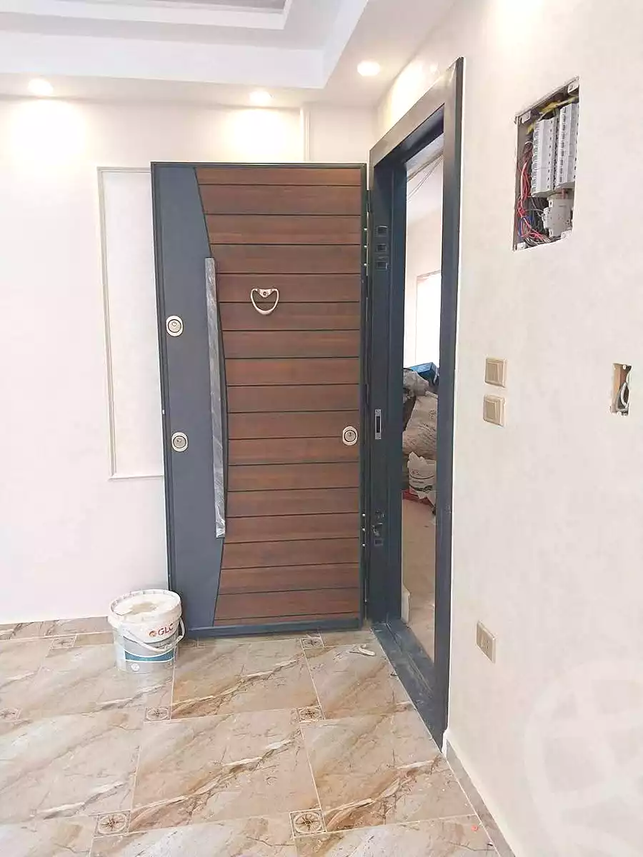 https://aqarmap.com.eg/en/listing/6754494-for-sale-cairo-helwan-rostom-st