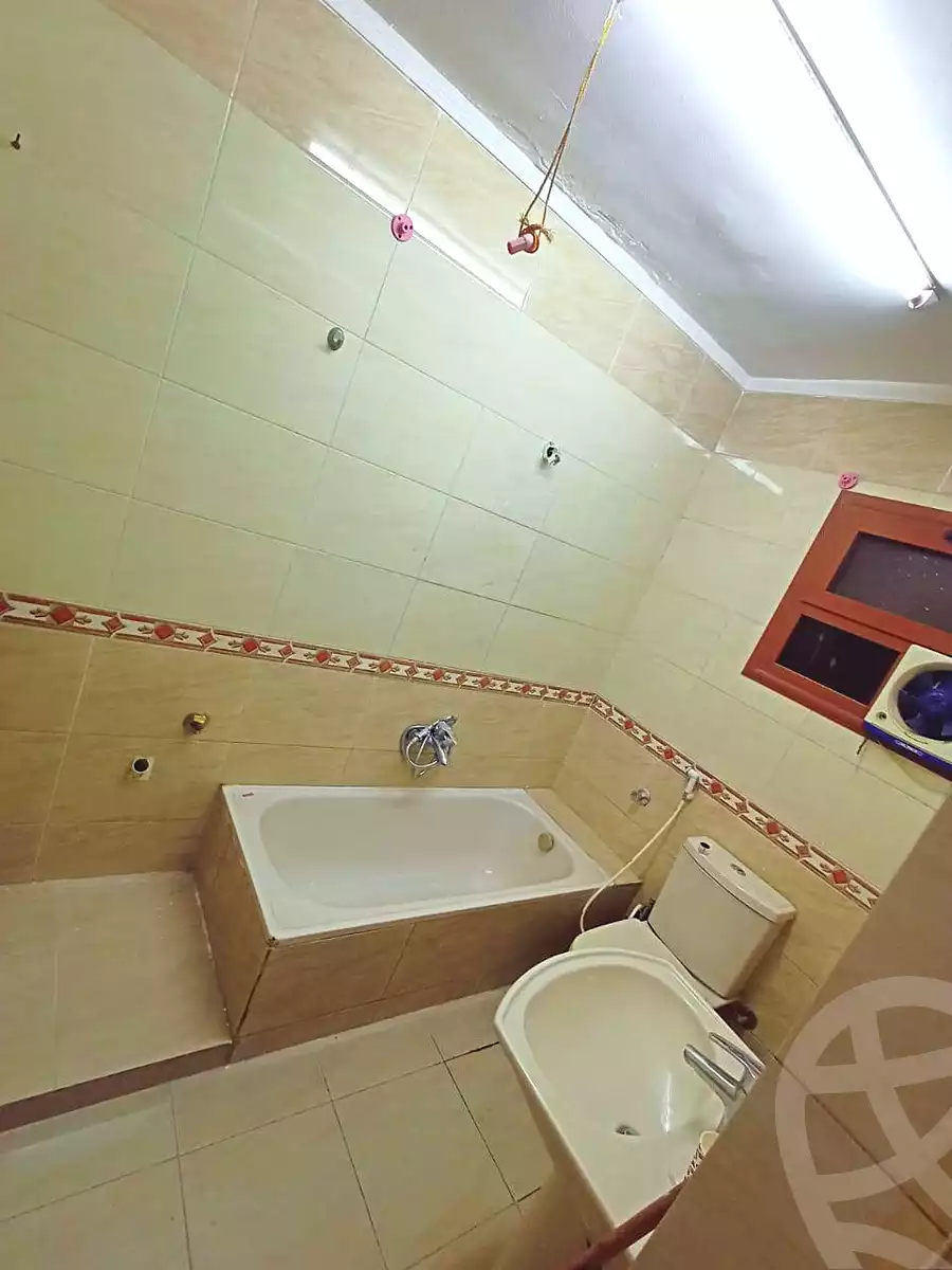 https://aqarmap.com.eg/en/listing/6756241-for-sale-cairo-helwan-helwan-el-sharkeya-khesro-basha-st