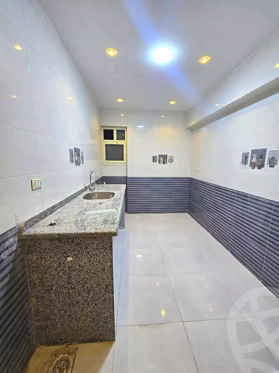 https://aqarmap.com.eg/ar/listing/6756694-for-sale-alexandria-el-mandara-shr-jml-bd-lnsr