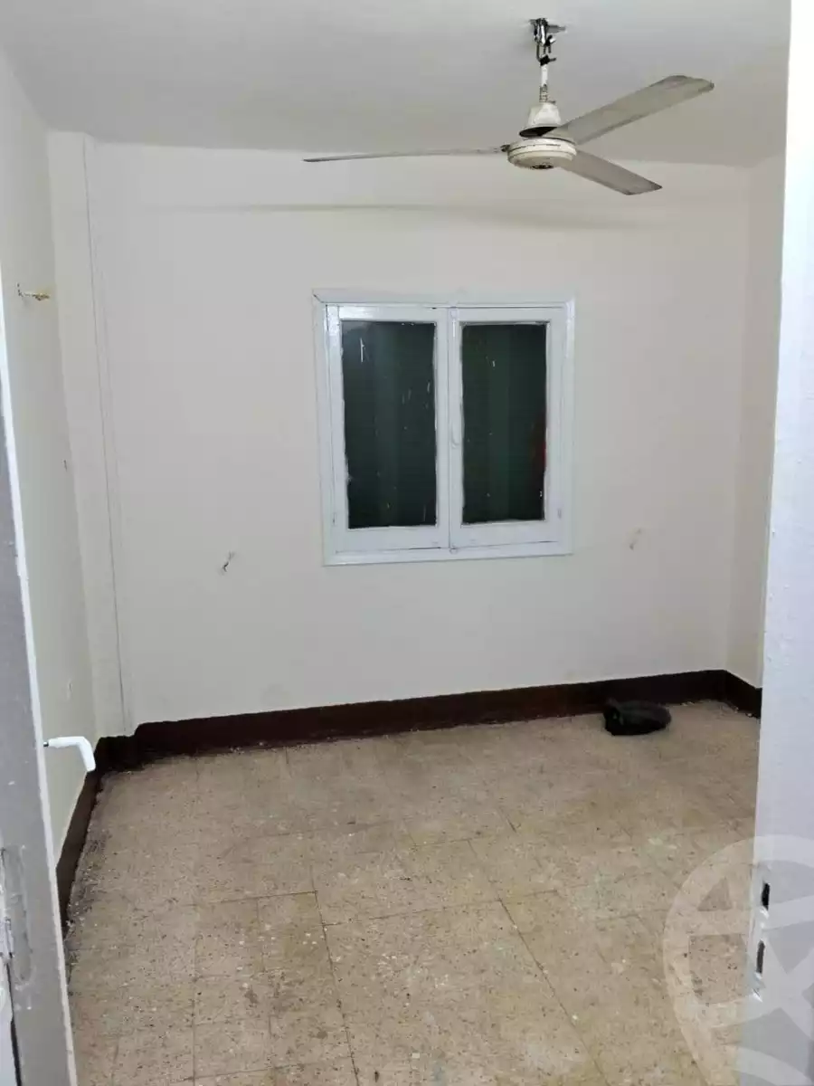https://aqarmap.com.eg/ar/listing/6756793-for-sale-cairo-helwan-helwan-el-sharkeya-gaafar-st