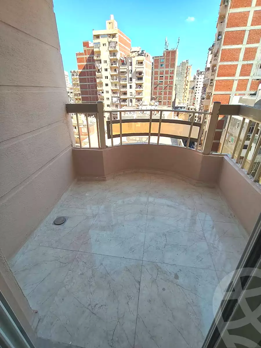 https://aqarmap.com.eg/ar/listing/6757364-for-sale-alexandria-miami-mahmoud-el-isawy-st
