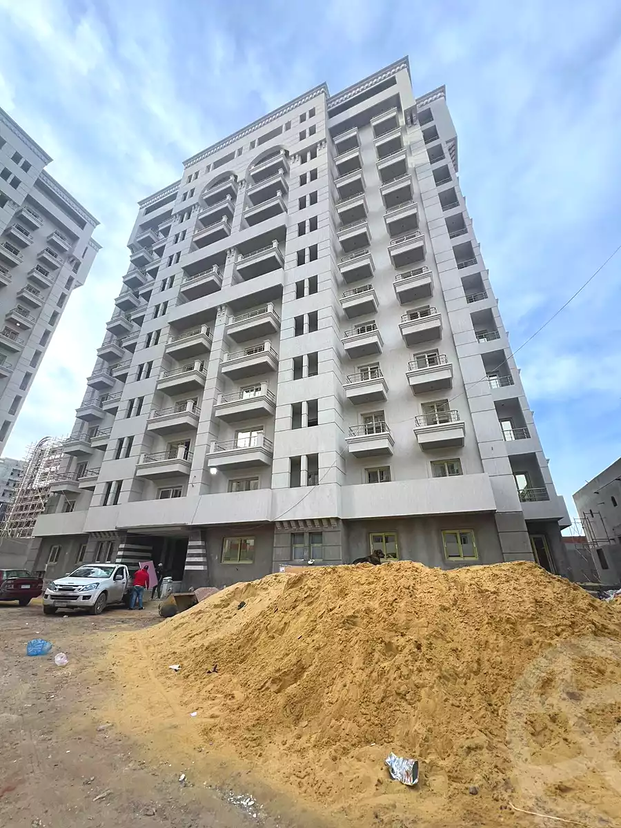 https://aqarmap.com.eg/ar/listing/6757931-for-sale-alexandria-sawary-compounds-boulevard-sawari-louran
