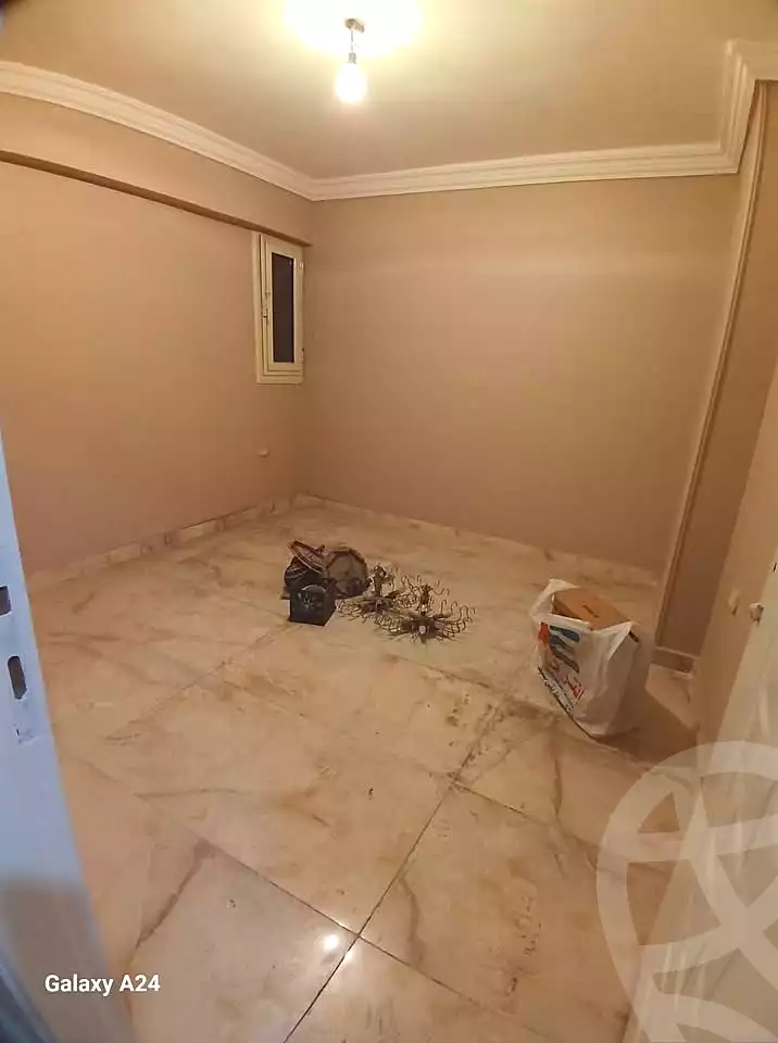 https://aqarmap.com.eg/ar/listing/6758677-for-sale-alexandria-el-asafra-shr-45