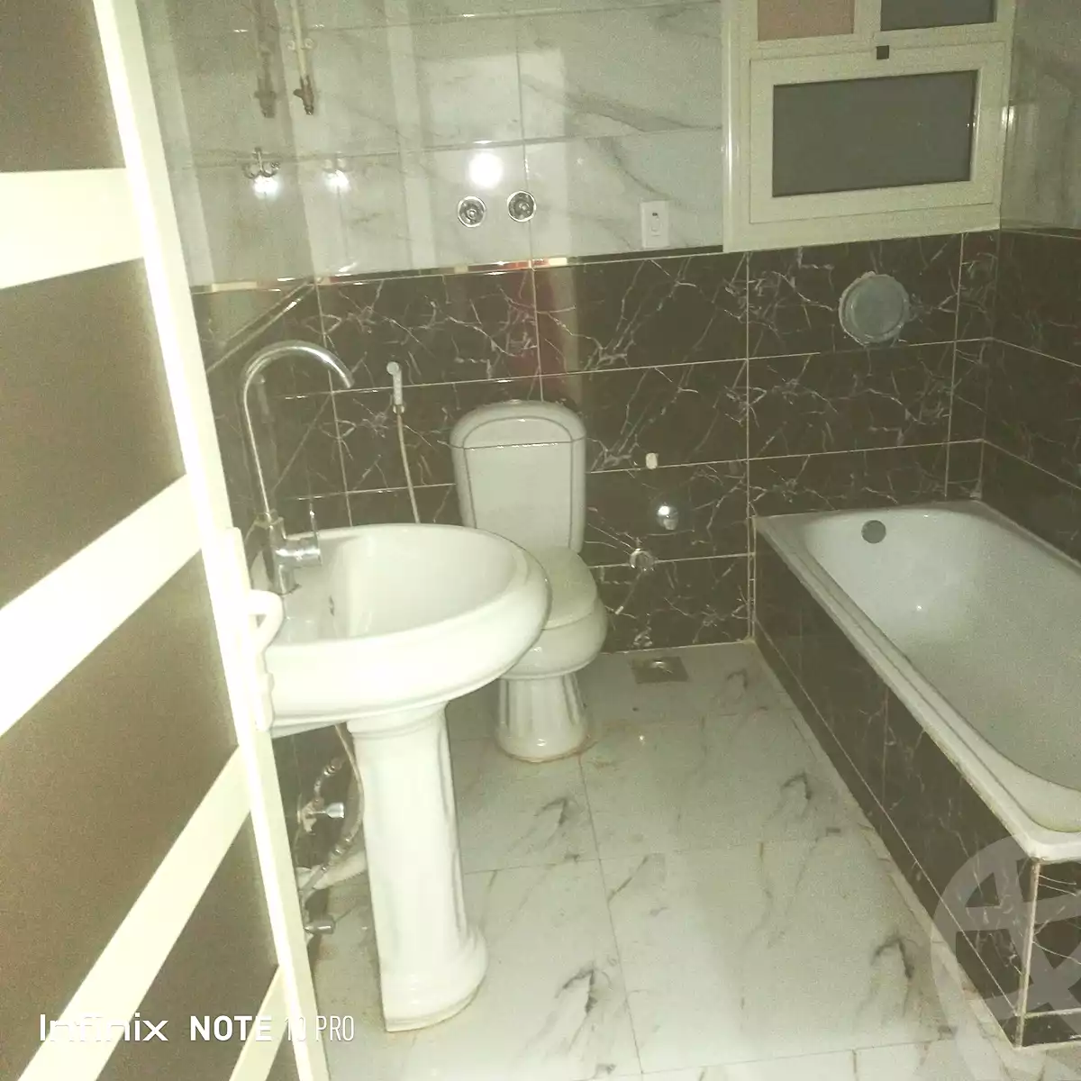 https://aqarmap.com.eg/ar/listing/6758727-for-rent-cairo-helwan-hadayek-helwan